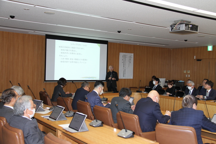 写真：議員研修会の様子