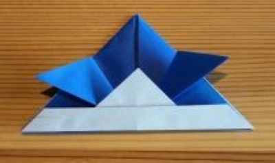 折り紙「かぶと」の画像