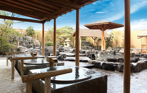 写真：天然温泉かきつばた