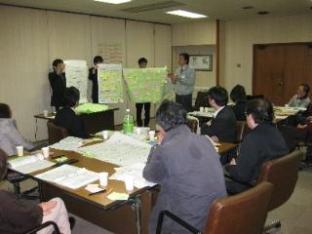 写真：会議風景2