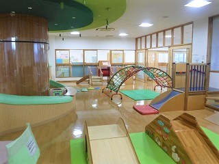 写真：中央子育て支援センター「つくしんぼ」