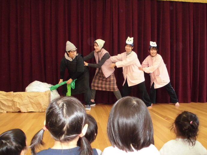保育者劇おおきなかぶ写真