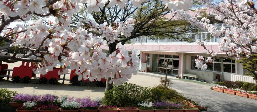 写真：東刈谷保育園 園舎