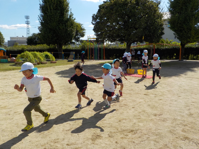 写真:芋ほりの様子