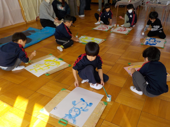 写真:ドッジボールの様子