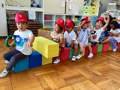 写真:年少児 ゆうびんやさん