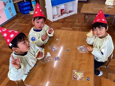 写真:年少児 クリスマスの様子