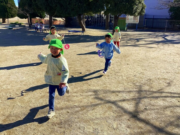 写真：年中児　うずまき凧