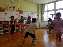 写真:年長児 サーカス