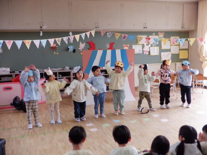 写真：年少児　生活発表会