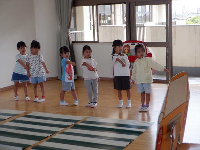 写真：年中児　交通安全教室