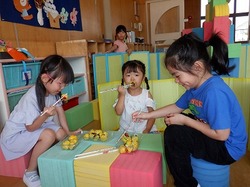 ごっこ遊び