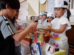 お店屋さんごっこ