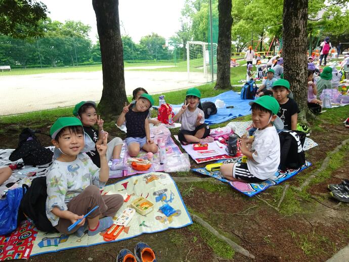 写真：遠足の様子