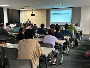 公開講座での講義の様子