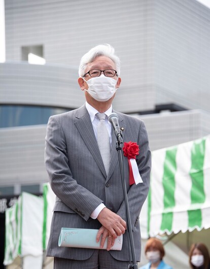 挨拶する市長の写真