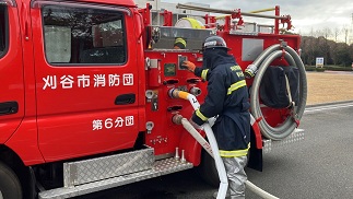 ポンプ車の運転訓練