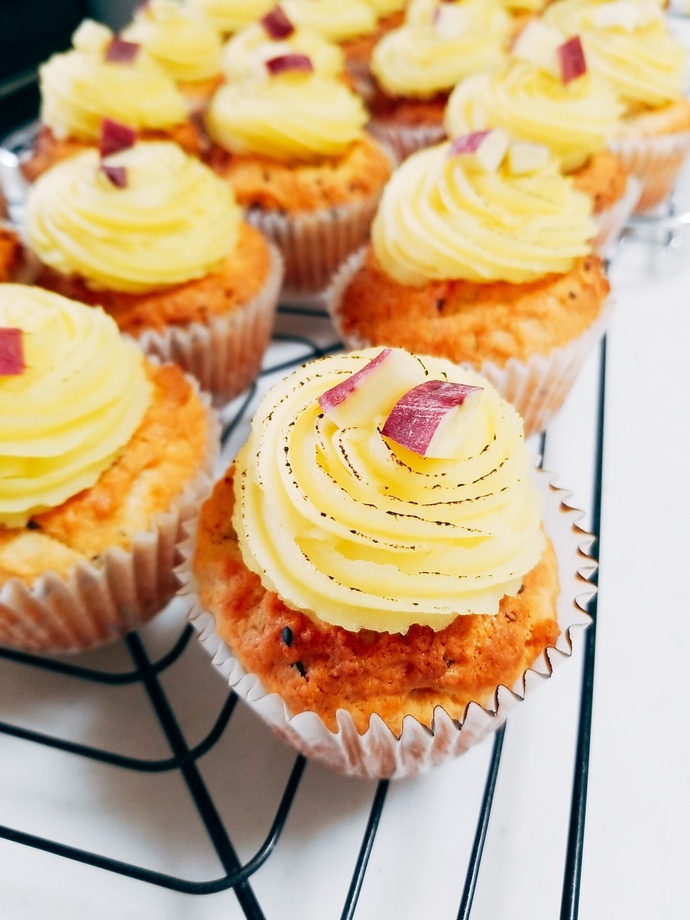 写真：母の日講座「アイシングカップケーキ写真」