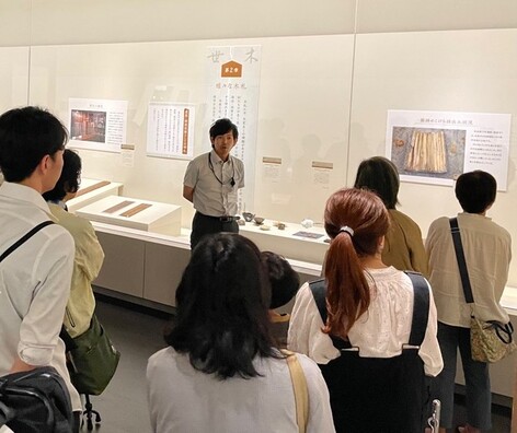 ギャラリートークイメージ写真